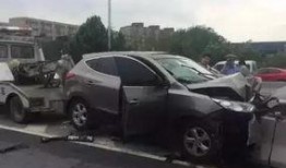 伊滨最新车祸爆料新闻,悲剧瞬间，生命消逝，警方全力调查