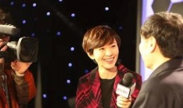 转会最新爆料新闻联播,新闻联播揭秘球星转会幕后